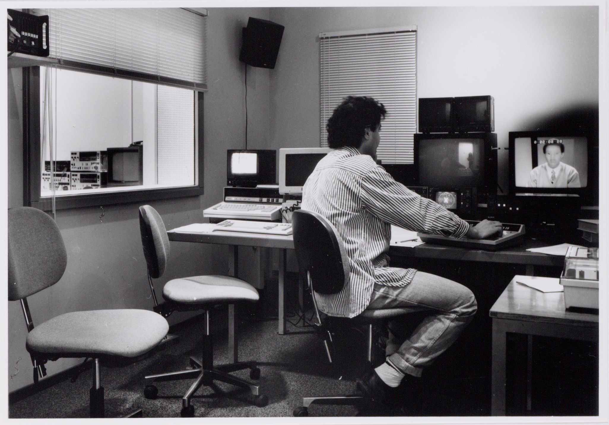 Van tekenfilms tot krimi’s. Naar welke series keek jij in de jaren 70 en 80? SchoolBANK.nl